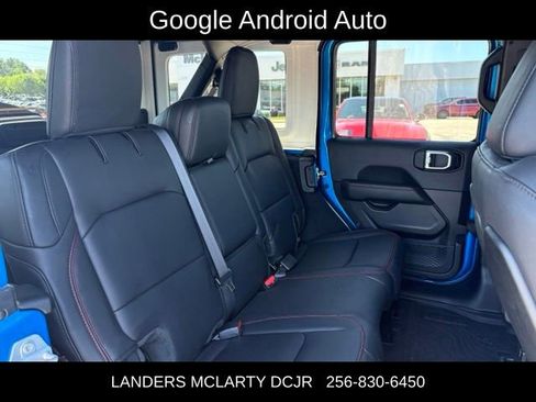 Used 2025 Jeep Wrangler Unlimited Rubicon w/ Safety Group AWD/4WD image 13