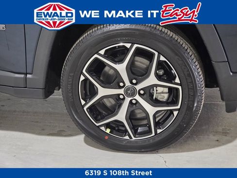 New 2026 Jeep Compass Limited image 15