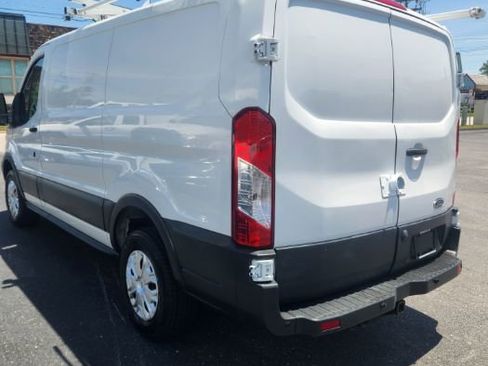 Used 2016 Ford Transit 250 130 Low Roof RWD image 13