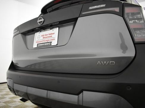 Used 2025 Nissan Kicks SV AWD/4WD image 36