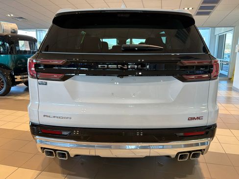 New 2026 GMC Acadia Denali w/ Super Cruise Package FWD image 5