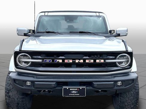 Used 2022 Ford Bronco Outer Banks AWD/4WD image 5