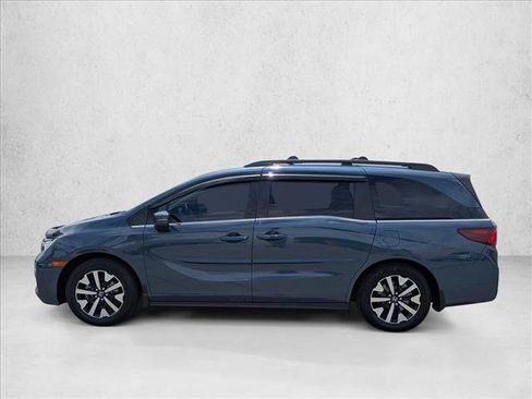 Used 2025 Honda Odyssey EX-L image 9