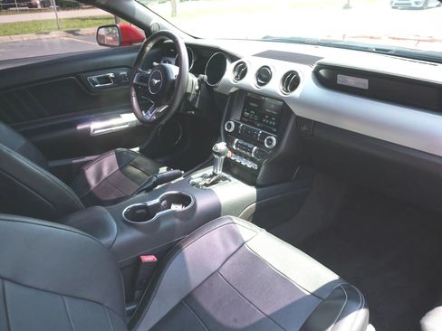 Used 2015 Ford Mustang GT Premium w/ Equipment Group 401A RWD image 20