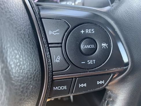 Used 2023 Toyota Camry SE FWD image 28