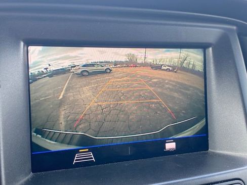 Used 2022 Chevrolet Colorado W/T w/ Custom Special Edition image 23