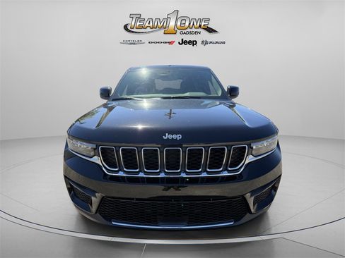 New 2025 Jeep Grand Cherokee Laredo w/ Luxury Tech Group I image 5