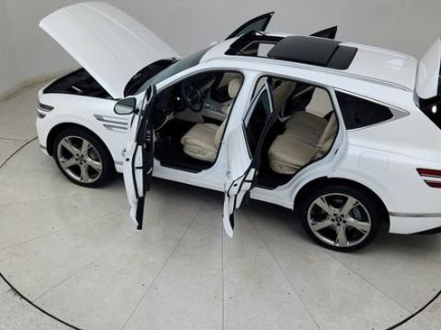 Used 2024 Genesis GV80 2.5T w/ Prestige Package image 89