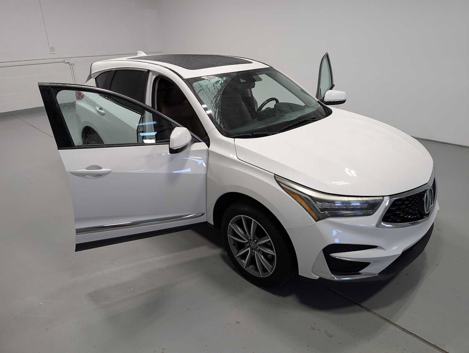 Used 2020 Acura RDX w/ Technology Package AWD/4WD image 16