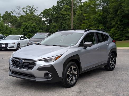 Used 2024 Subaru Crosstrek 2.0i Premium AWD/4WD image 5