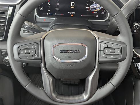 New 2026 GMC Sierra 2500 Denali Ultimate w/ LPO, Black Badging Package AWD/4WD image 23