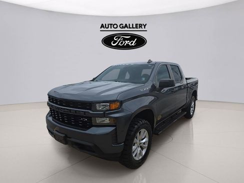 Used 2019 Chevrolet Silverado 1500 Custom w/ Custom Value Package RWD image 1