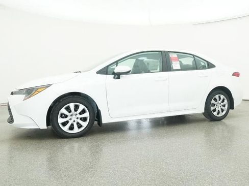 New 2026 Toyota Corolla LE image 18