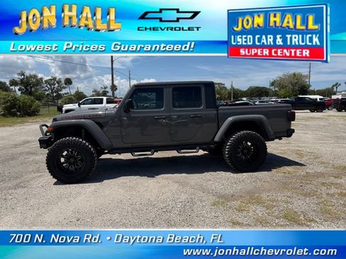 Used 2021 Jeep Gladiator Rubicon AWD/4WD image 4