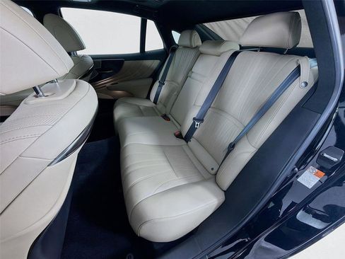 Used 2023 Lexus LS 500 w/ Interior Upgrade Package RWD image 17