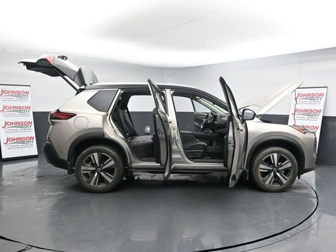 Used 2021 Nissan Rogue SL image 27