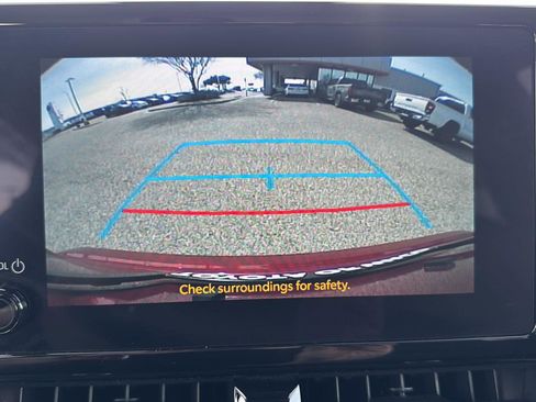 Used 2025 Toyota Corolla LE image 21