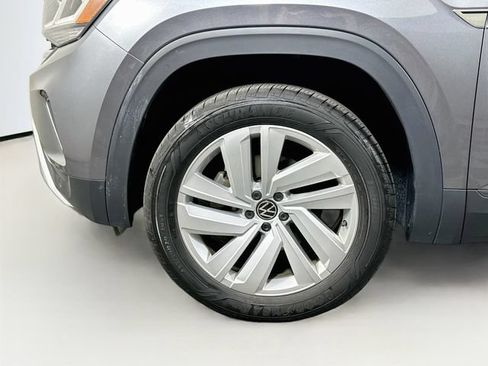 Certified 2023 Volkswagen Atlas Cross Sport SE AWD/4WD image 31
