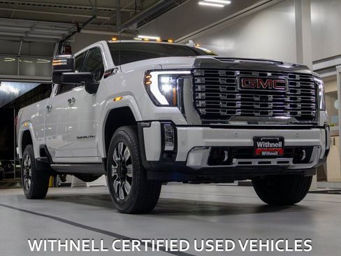 Used 2024 GMC Sierra 3500 Denali w/ Denali Reserve Package image 2