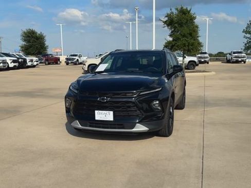 Used 2023 Chevrolet Blazer LT w/ Convenience Package FWD image 4