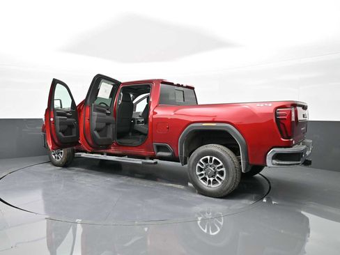 New 2025 GMC Sierra 2500 SLT w/ SLT Premium Package image 42