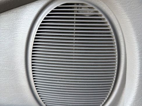 Used 2003 Dodge Grand Caravan Sport FWD image 64
