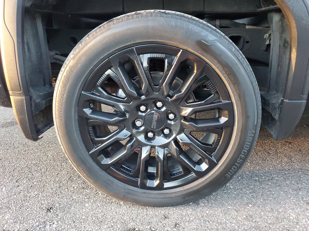 Used 2024 GMC Sierra 1500 Denali Ultimate AWD/4WD image 5
