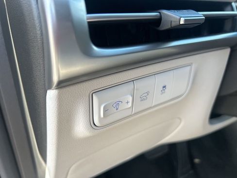 Used 2025 Hyundai Tucson SEL image 13