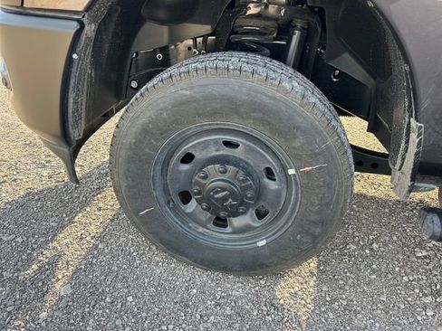 New 2025 RAM 2500 Tradesman AWD/4WD image 44