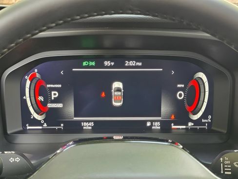 Used 2025 Nissan Rogue Platinum FWD image 24
