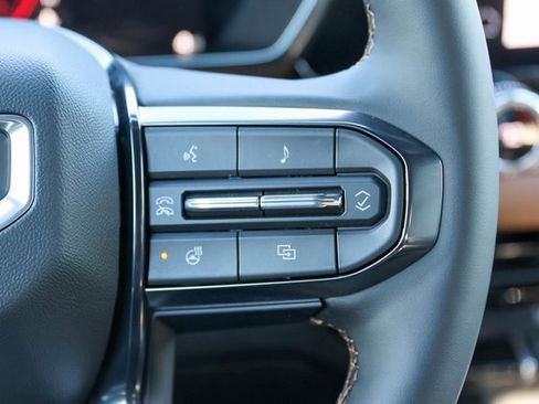 New 2026 GMC Canyon AT4 w/ AT4 Premium Package image 21