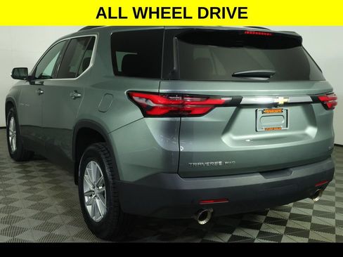 Used 2023 Chevrolet Traverse LT AWD/4WD image 4