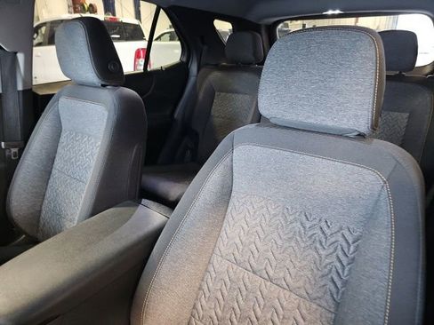 Used 2023 Chevrolet Equinox LT FWD image 17