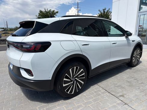 Used 2024 Volkswagen ID.4 Pro AWD/4WD image 7
