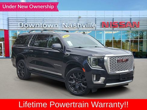 Used 2023 GMC Yukon XL Denali AWD/4WD image 1