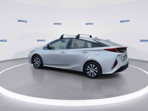 Used 2020 Toyota Prius Prime LE image 6