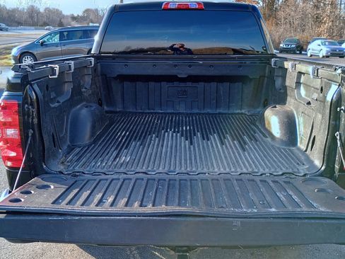 Used 2018 Chevrolet Silverado 1500 LT w/ All Star Edition image 18