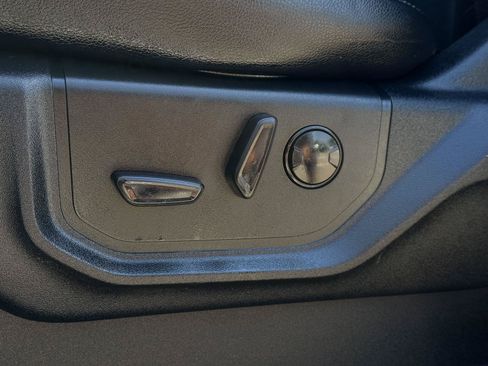 Used 2020 Ford F150 Lariat AWD/4WD image 11