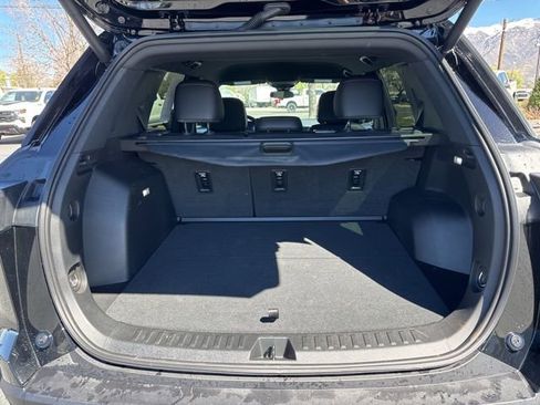 Used 2026 Chevrolet Equinox RS w/ Convenience Package III image 12