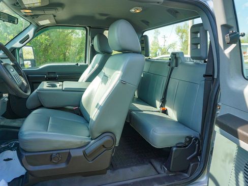 Used 2012 Ford F250 XL w/ PWR Equipment Group AWD/4WD image 19