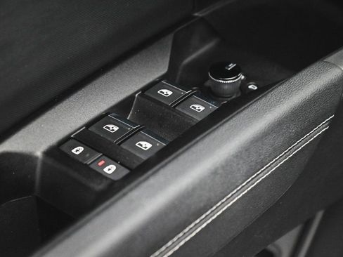 Used 2023 Audi Q4 e-tron Premium Plus w/ Premium Plus image 10