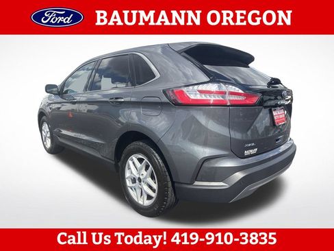 Used 2024 Ford Edge SEL w/ Convenience Package AWD/4WD image 5