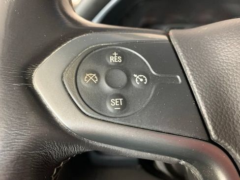 Used 2018 Chevrolet Silverado 1500 LT w/ All Star Edition AWD/4WD image 27
