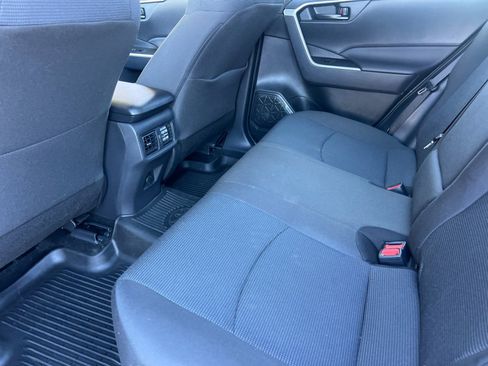 Used 2025 Toyota RAV4 LE image 12