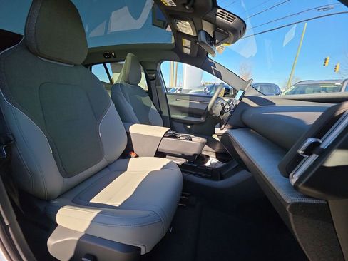 New 2026 Volvo EX30 Ultra image 10