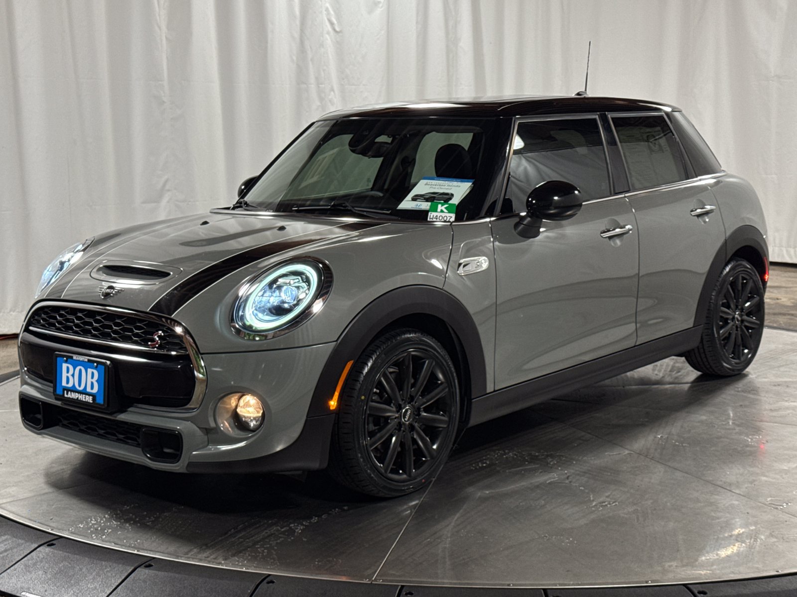 Used 2019 MINI Cooper S w/ Signature Upholstery Package FWD image 1