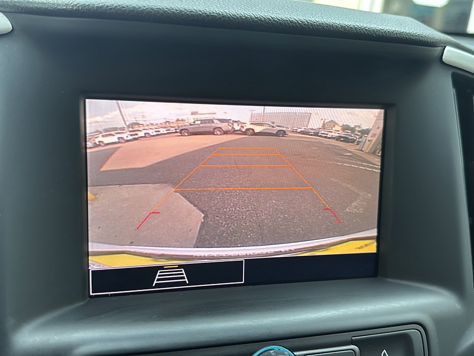 Used 2024 GMC Terrain SLE FWD image 33