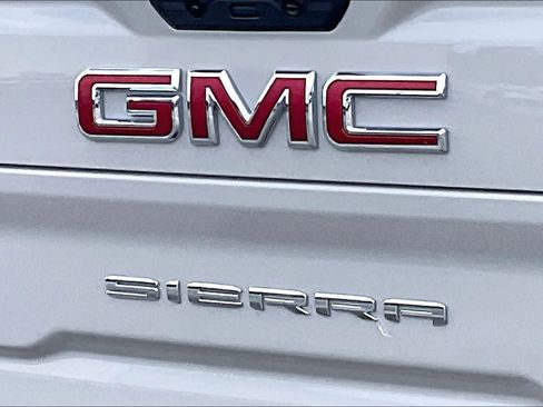 Used 2026 GMC Sierra 2500 AT4 w/ AT4 Premium Plus Package AWD/4WD image 28