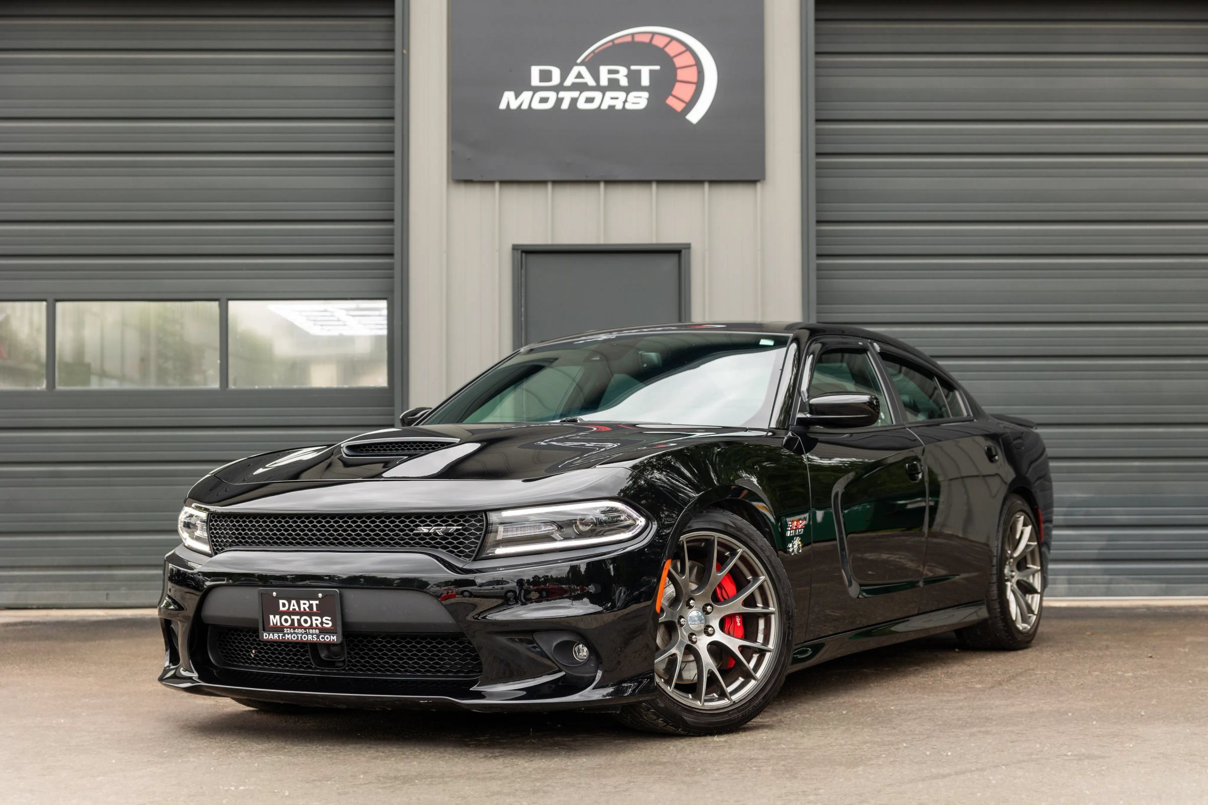 Used 2015 Dodge Charger SRT w/ Harman/Kardon Audio Group RWD image 3