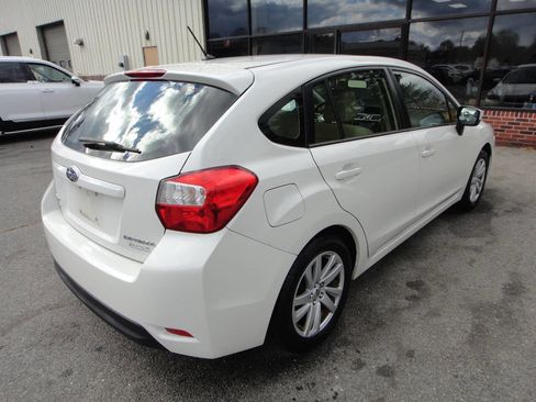 Used 2016 Subaru Impreza 2.0i Premium image 6
